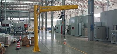 <a href=http://m.029design.cn/news_article?news_id=72>起重機(jī)</a>